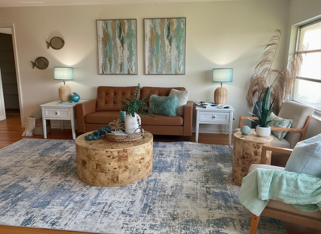 HARBOUR CLUB CONDO 2 - Residential