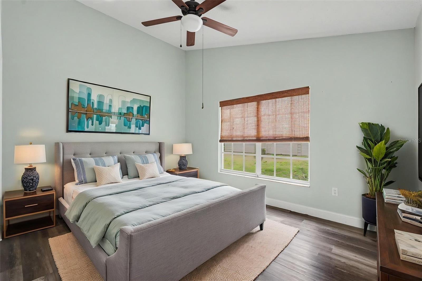GOLDEN ACRES - Residential