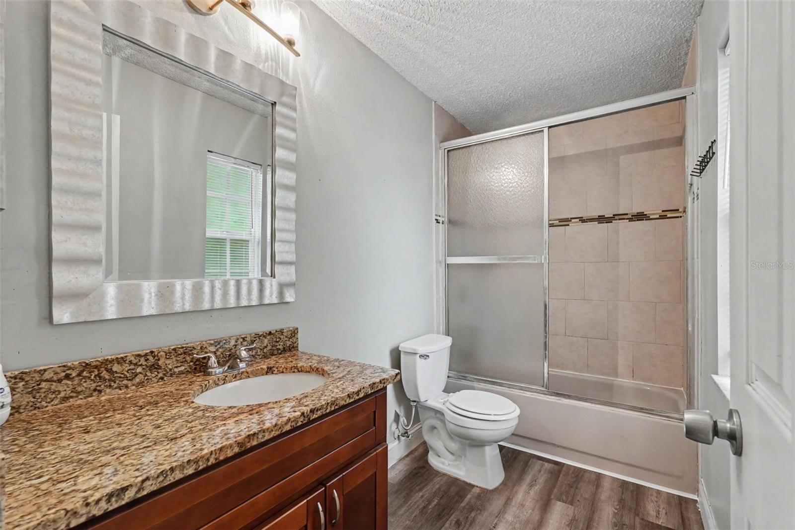 GOLDEN ACRES - Residential