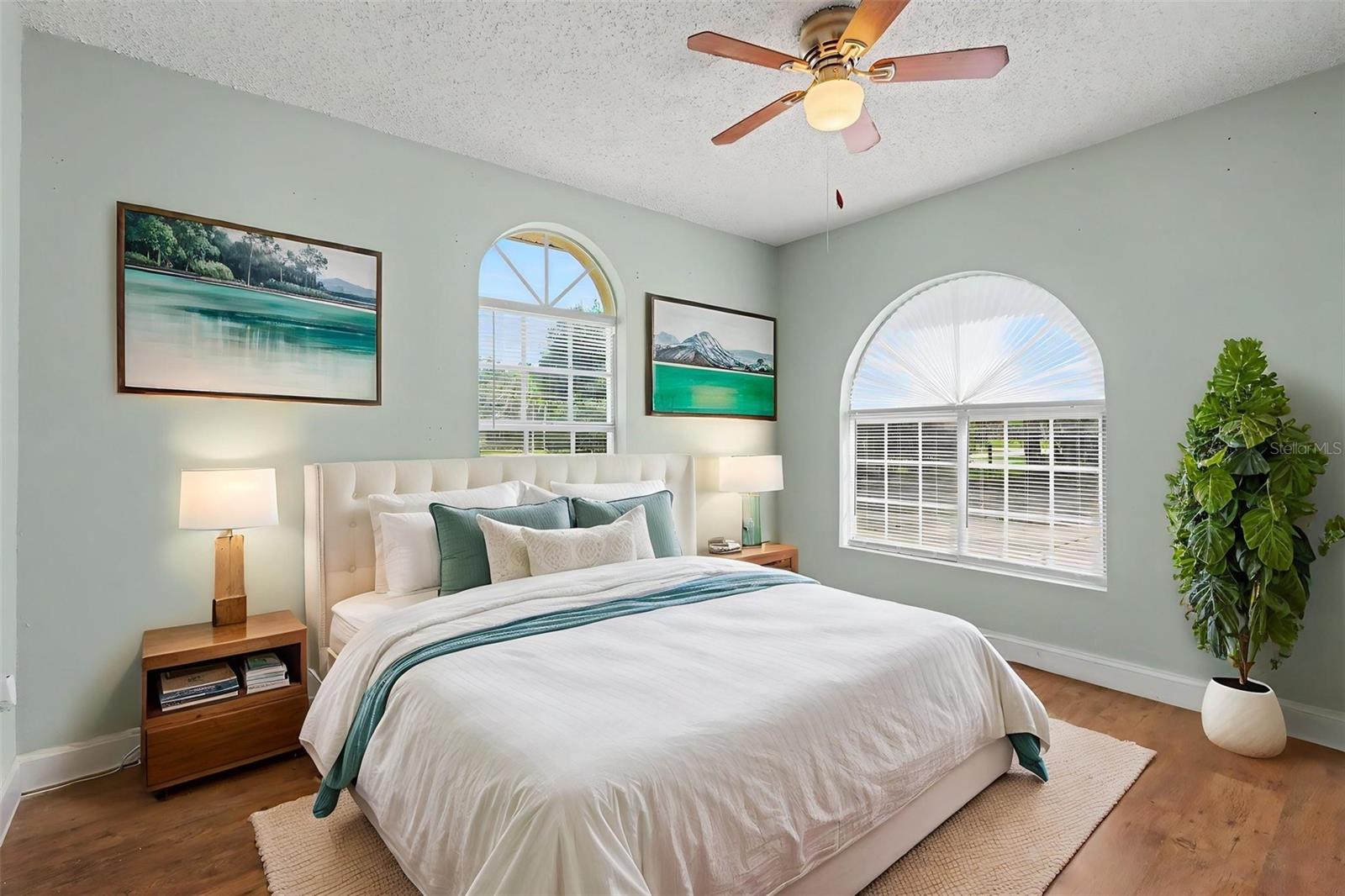GOLDEN ACRES - Residential