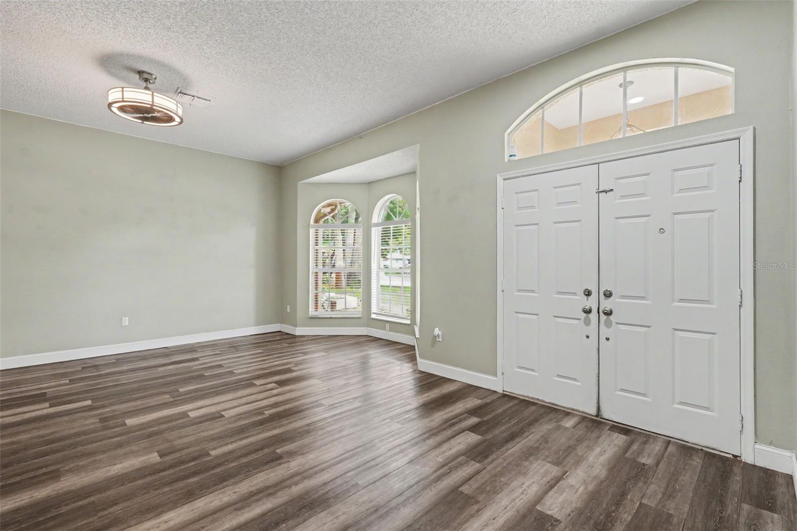 GOLDEN ACRES - Residential