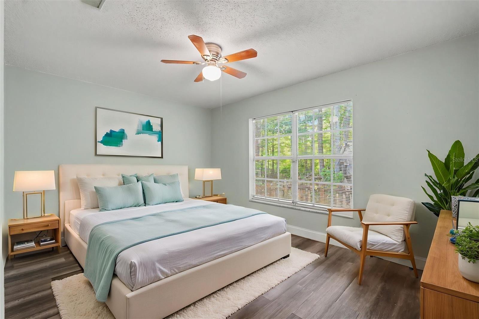 GOLDEN ACRES - Residential