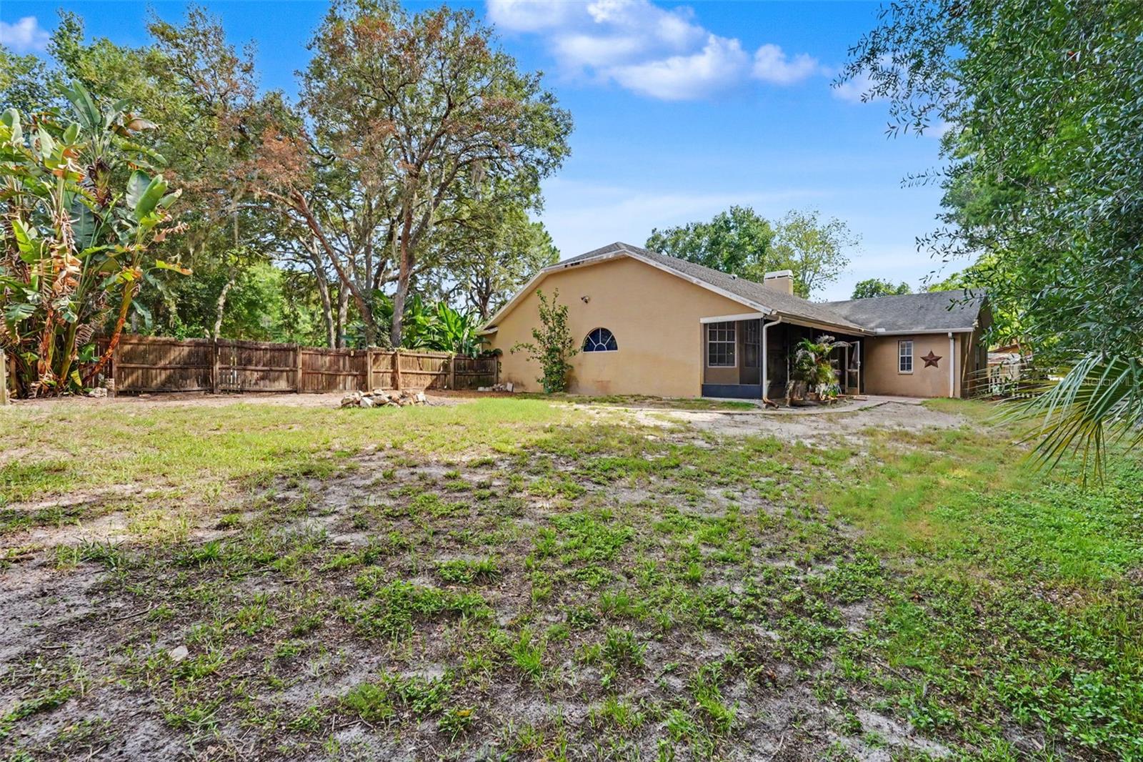 GOLDEN ACRES - Residential