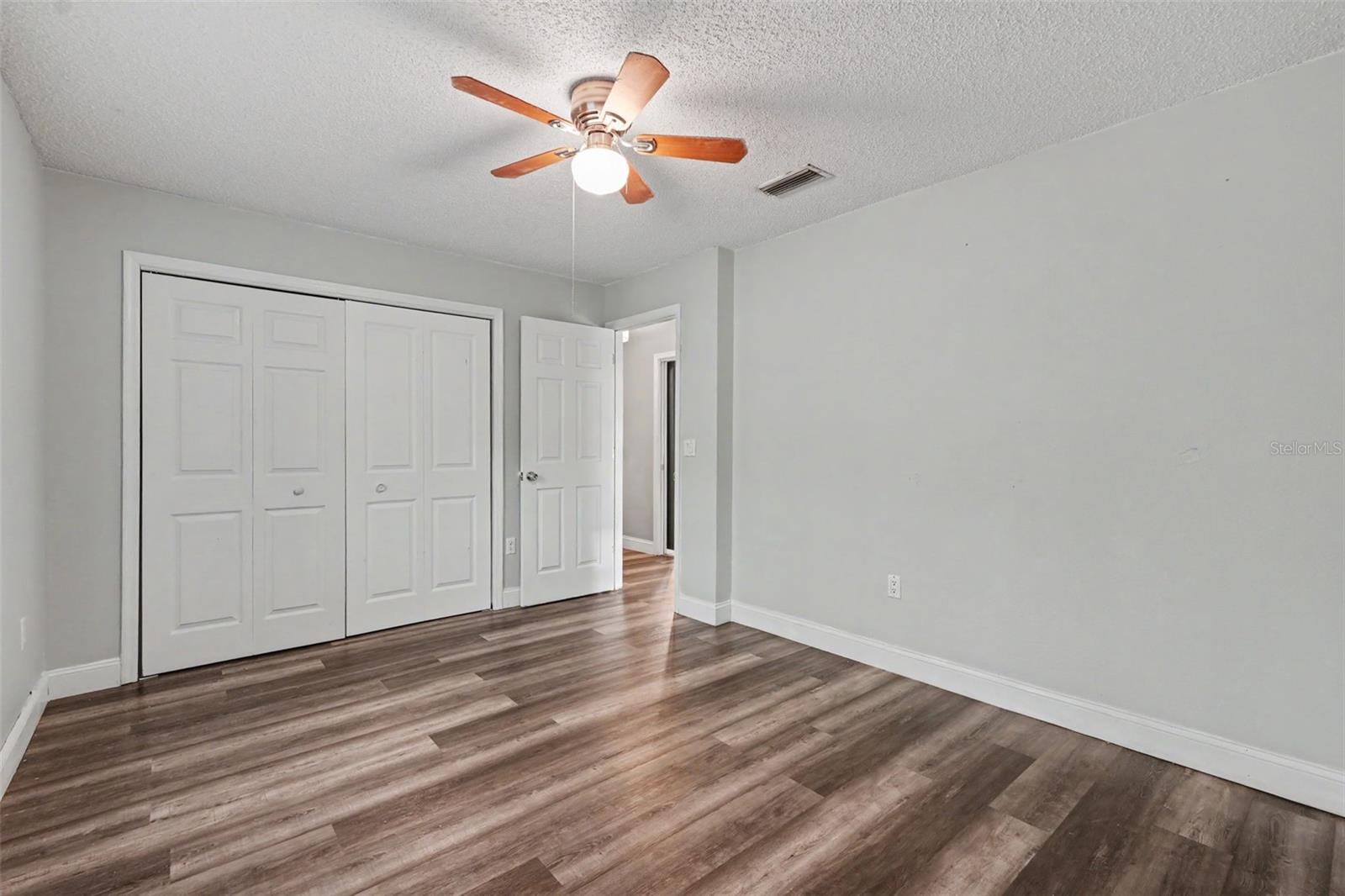 GOLDEN ACRES - Residential