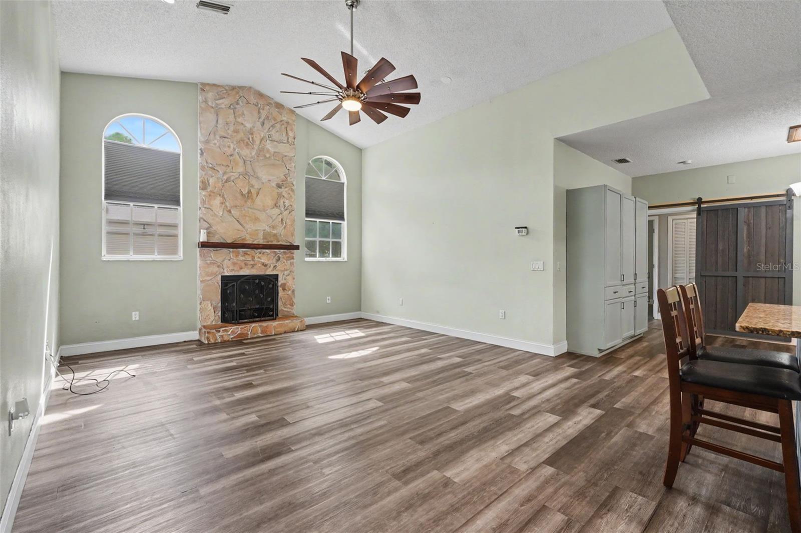GOLDEN ACRES - Residential