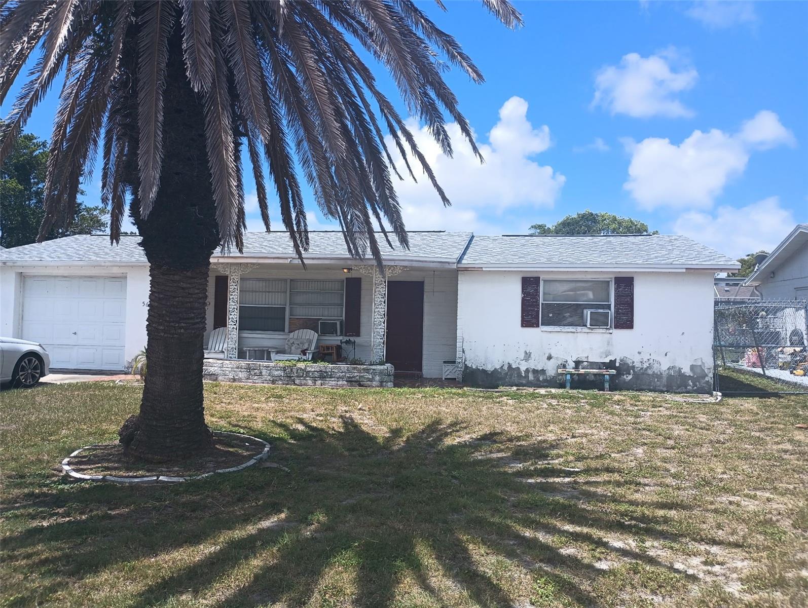 COLONIAL HILLS - Residential
