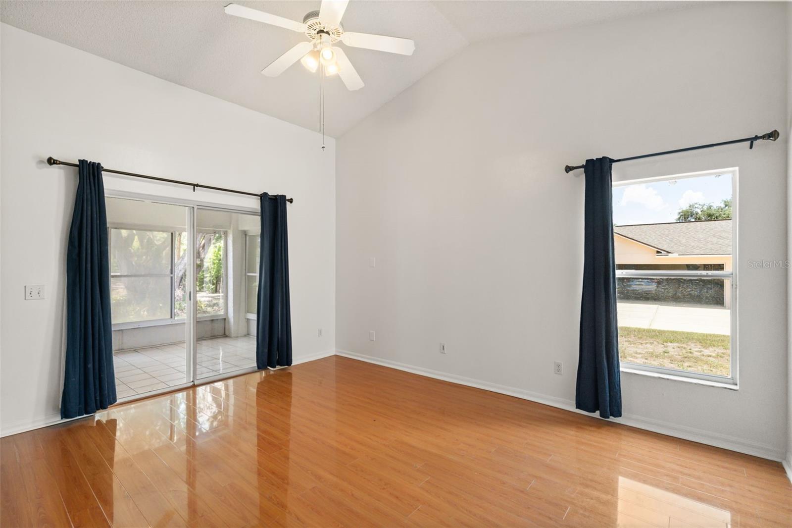 TANGERINE - Residential