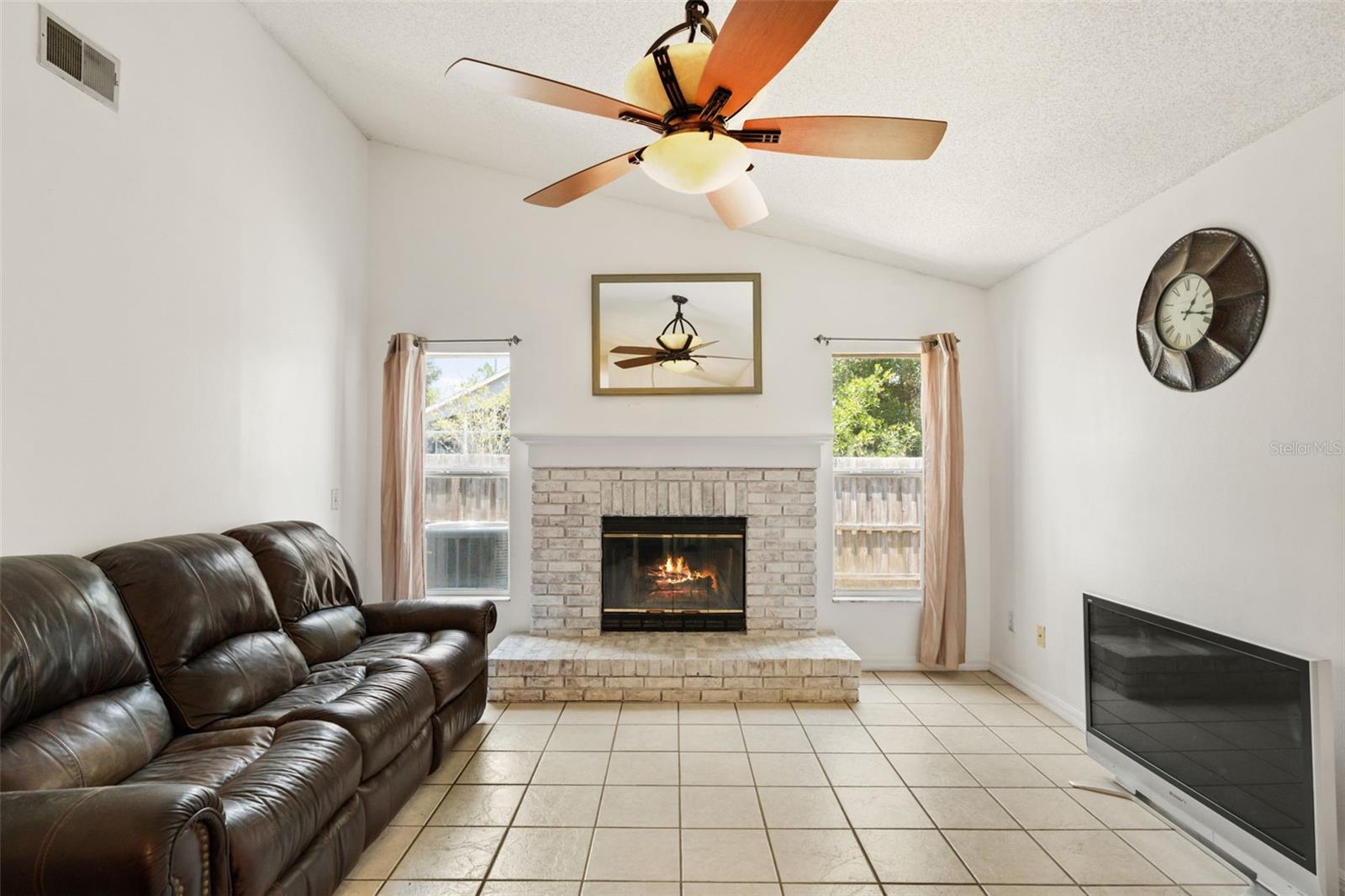 TANGERINE - Residential