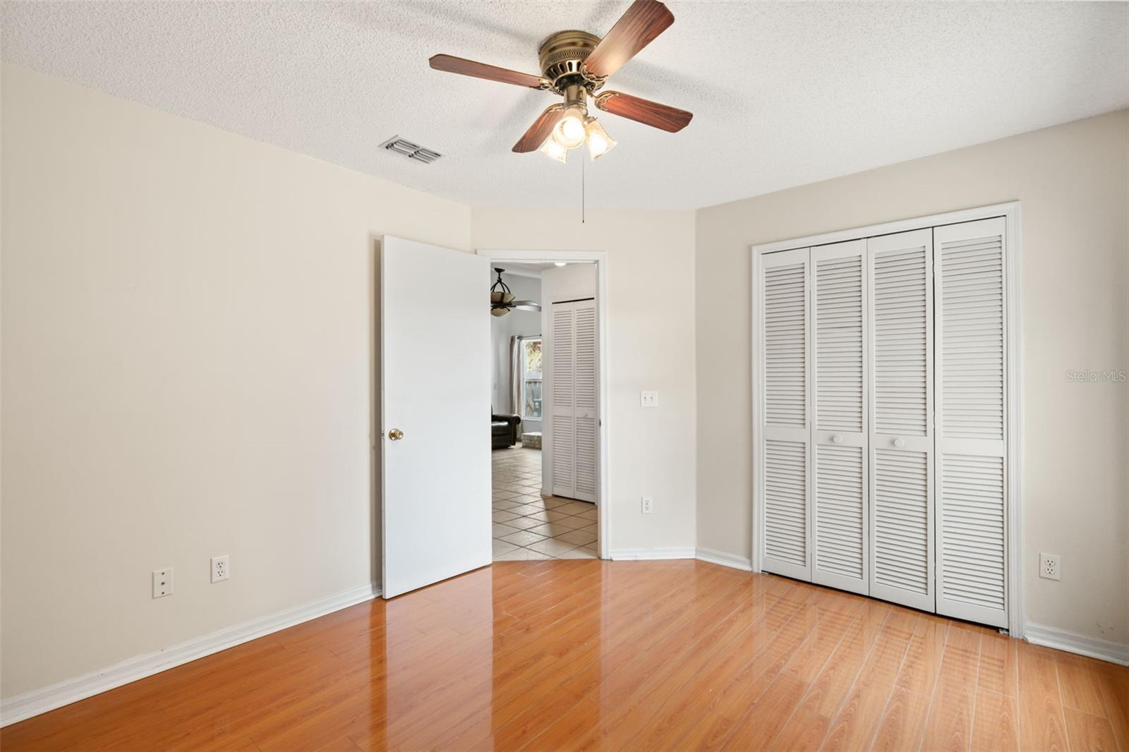 TANGERINE - Residential