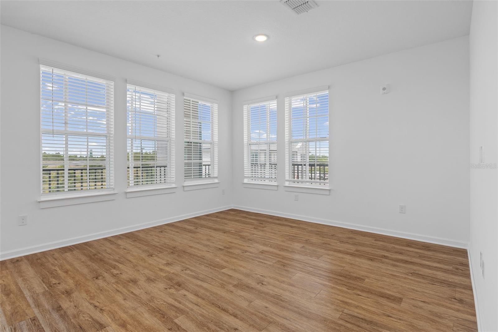 LUNARA APARTMENTS - Residential Lease