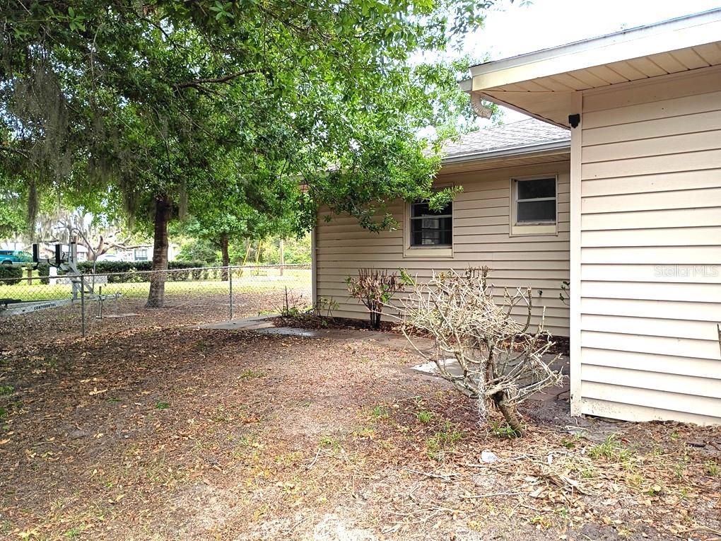 LAKE SEBRING ESTATES - Residential