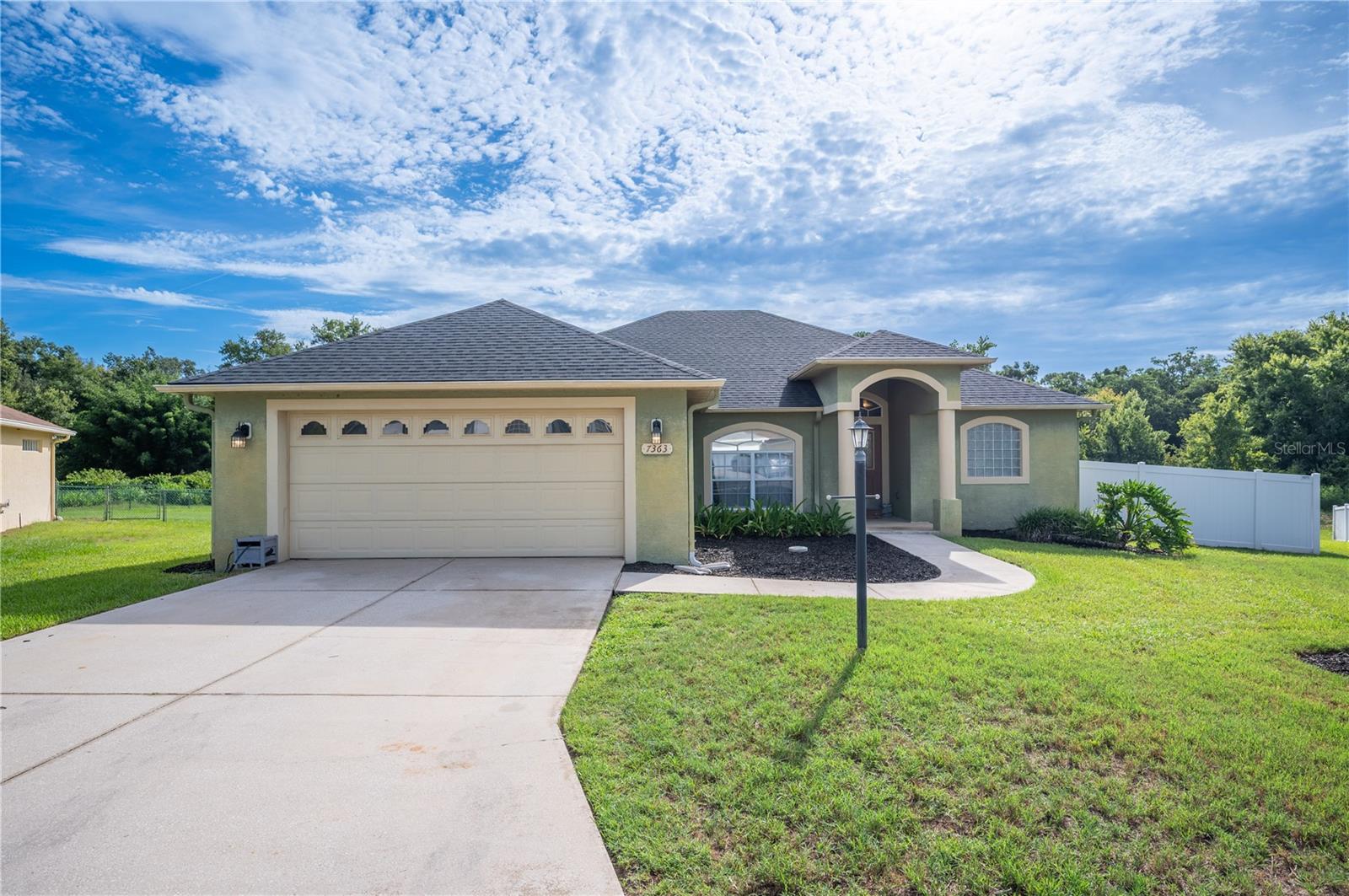 HUNTINGTON RDG - Residential