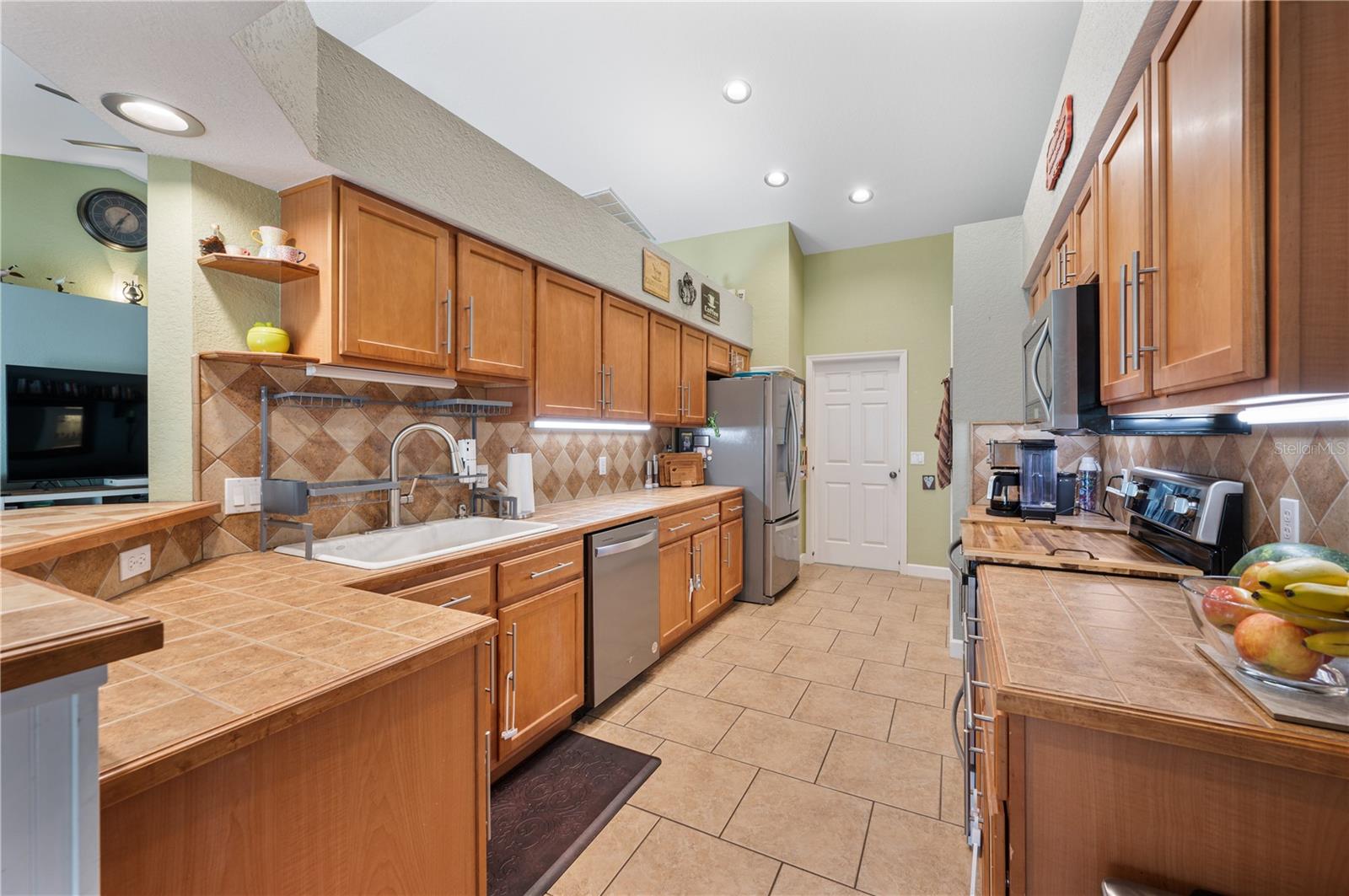 HUNTINGTON RDG - Residential
