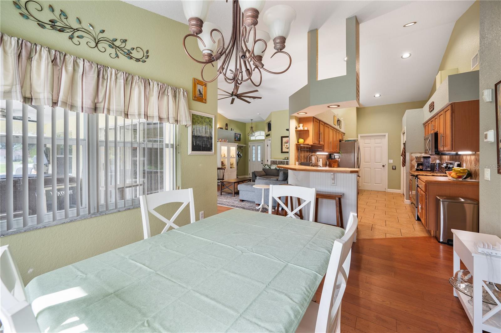 HUNTINGTON RDG - Residential