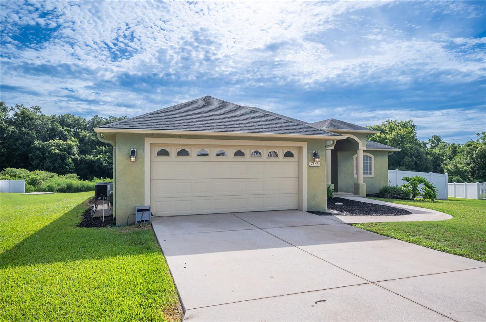 HUNTINGTON RDG - Residential