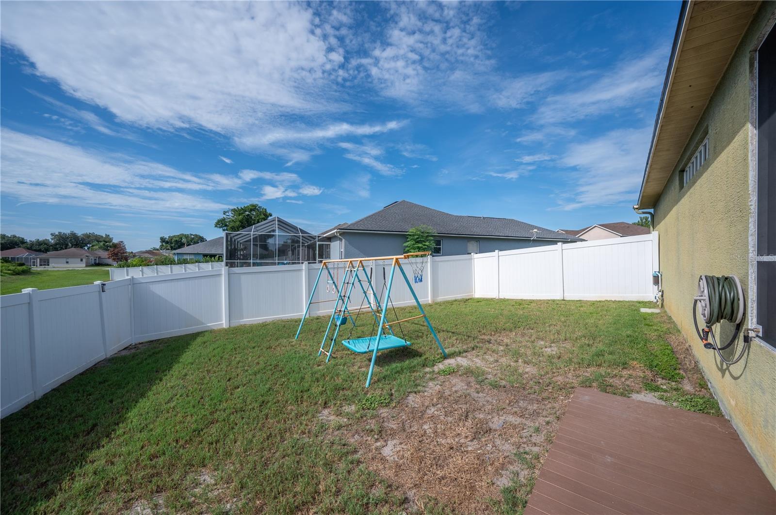 HUNTINGTON RDG - Residential