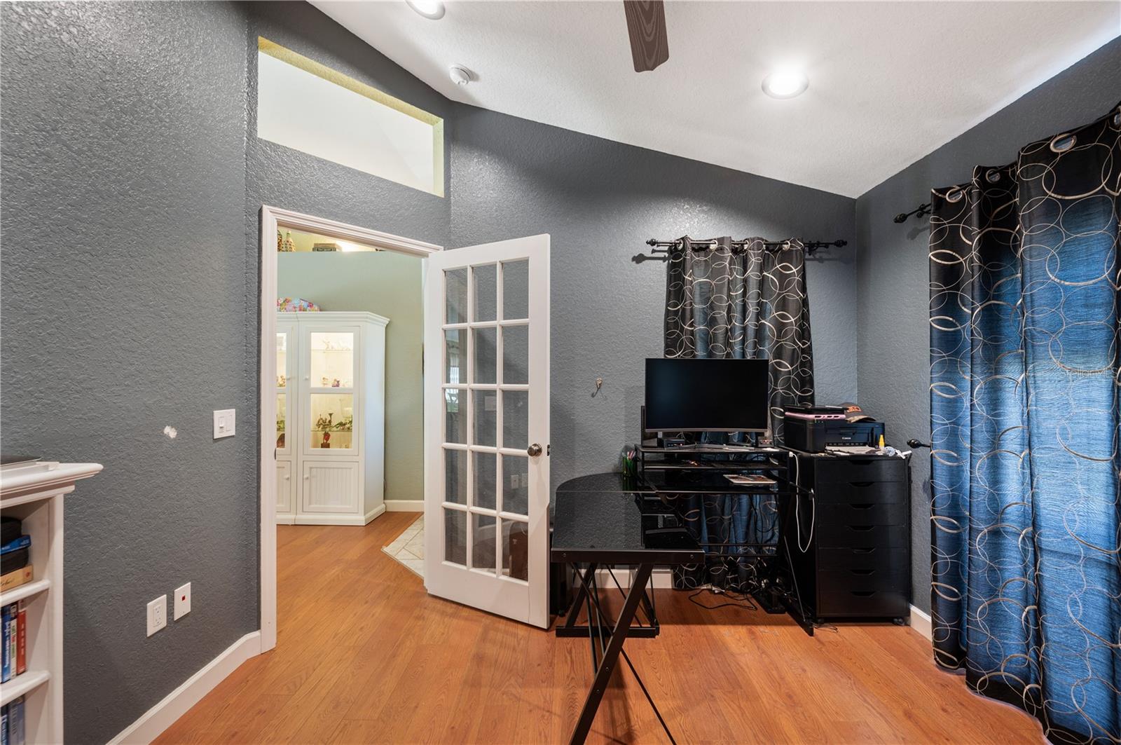 HUNTINGTON RDG - Residential