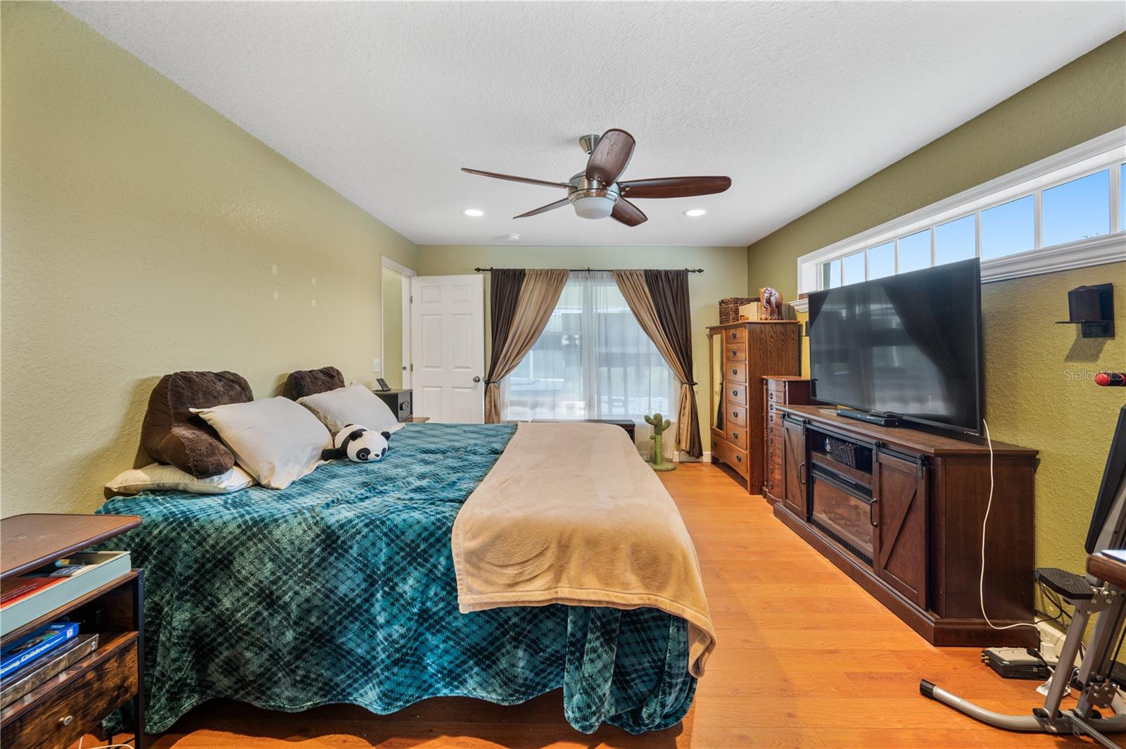 HUNTINGTON RDG - Residential