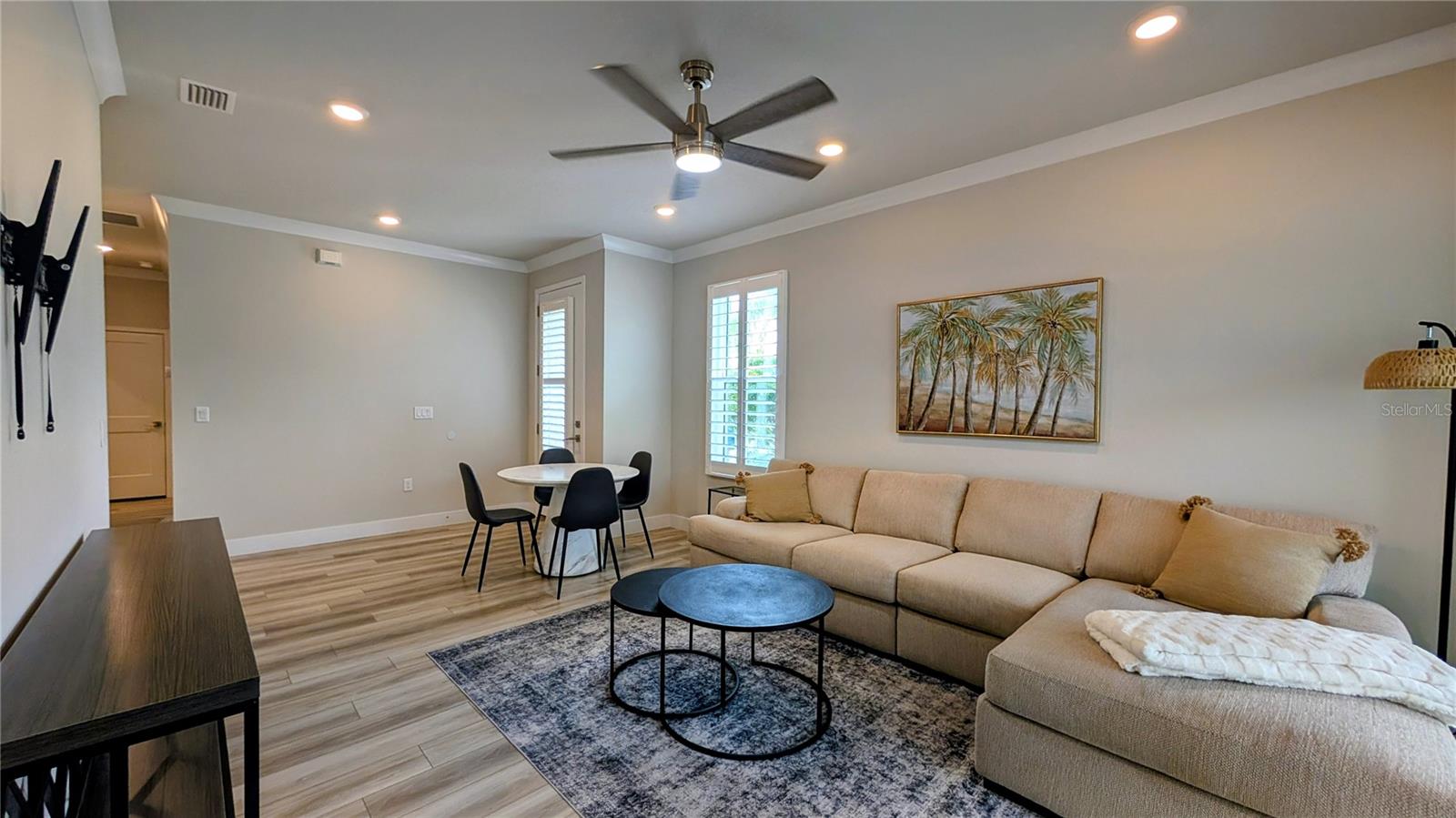 ISLES/VENETIAN BAY - Residential Lease