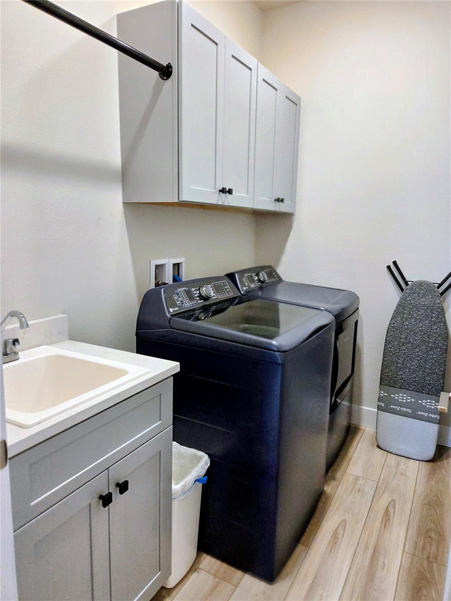 ISLES/VENETIAN BAY - Residential Lease