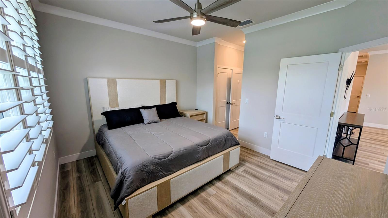 ISLES/VENETIAN BAY - Residential Lease