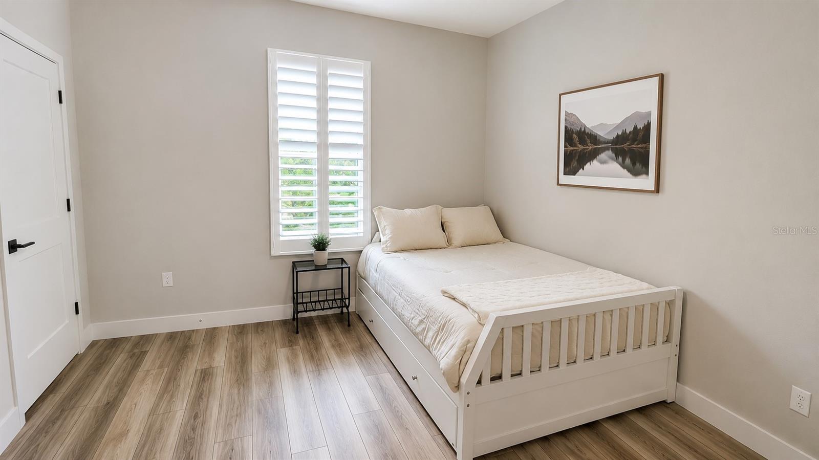 ISLES/VENETIAN BAY - Residential Lease