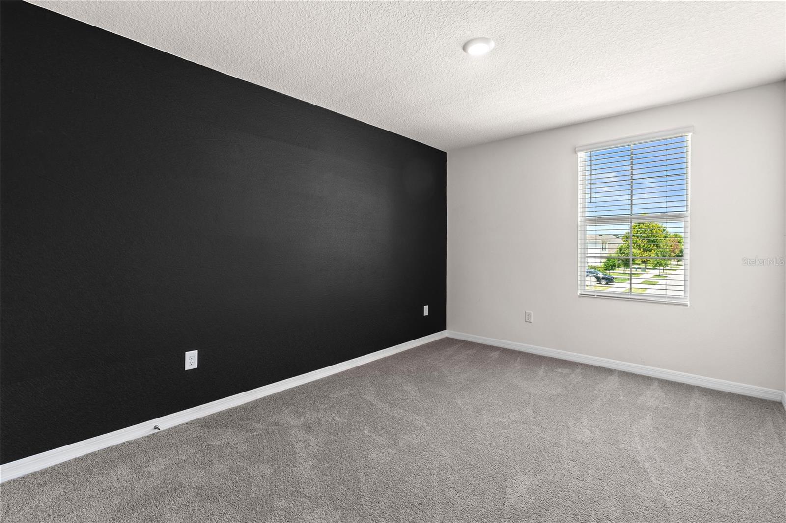 SUWANNEE LAKESIDE PH 2 & 3 - Residential Lease