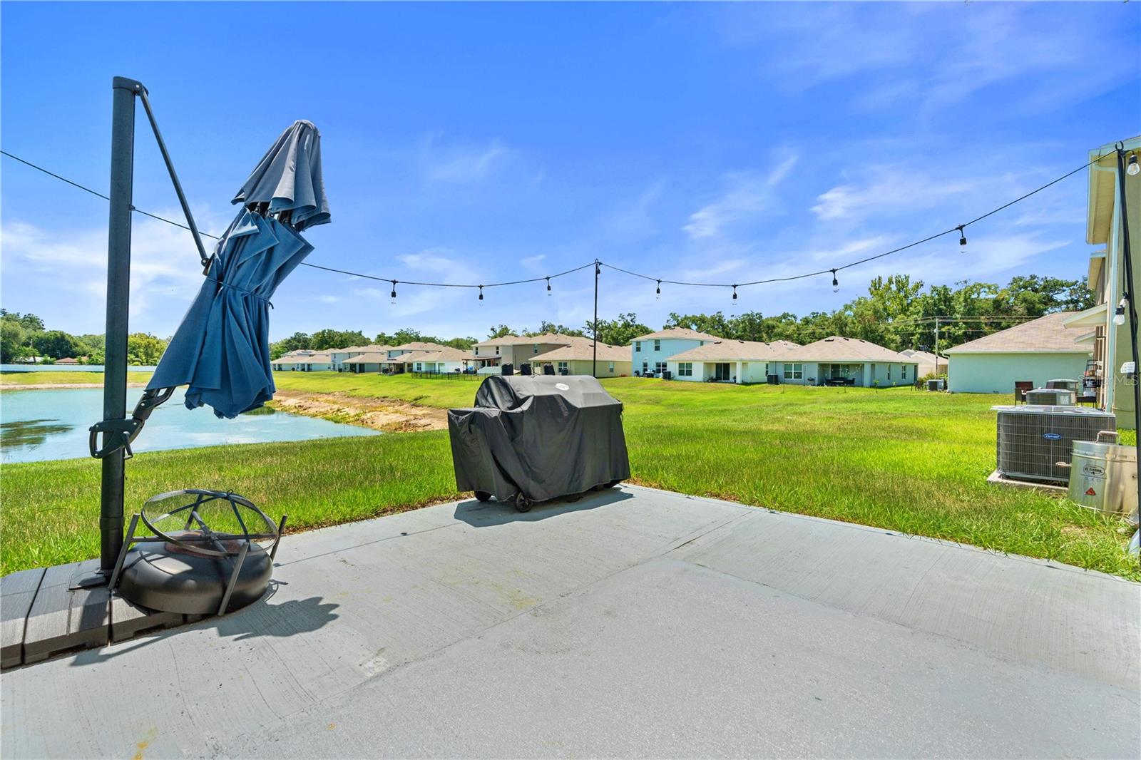 SUWANNEE LAKESIDE PH 2 & 3 - Residential Lease