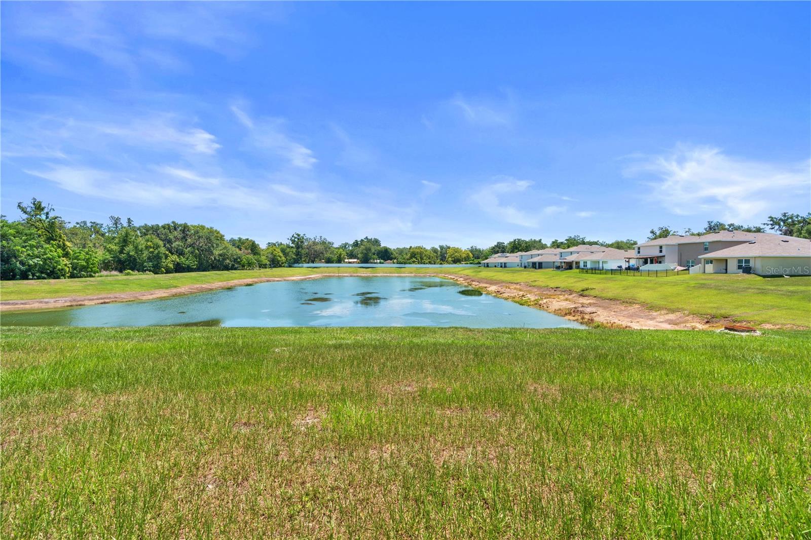 SUWANNEE LAKESIDE PH 2 & 3 - Residential Lease