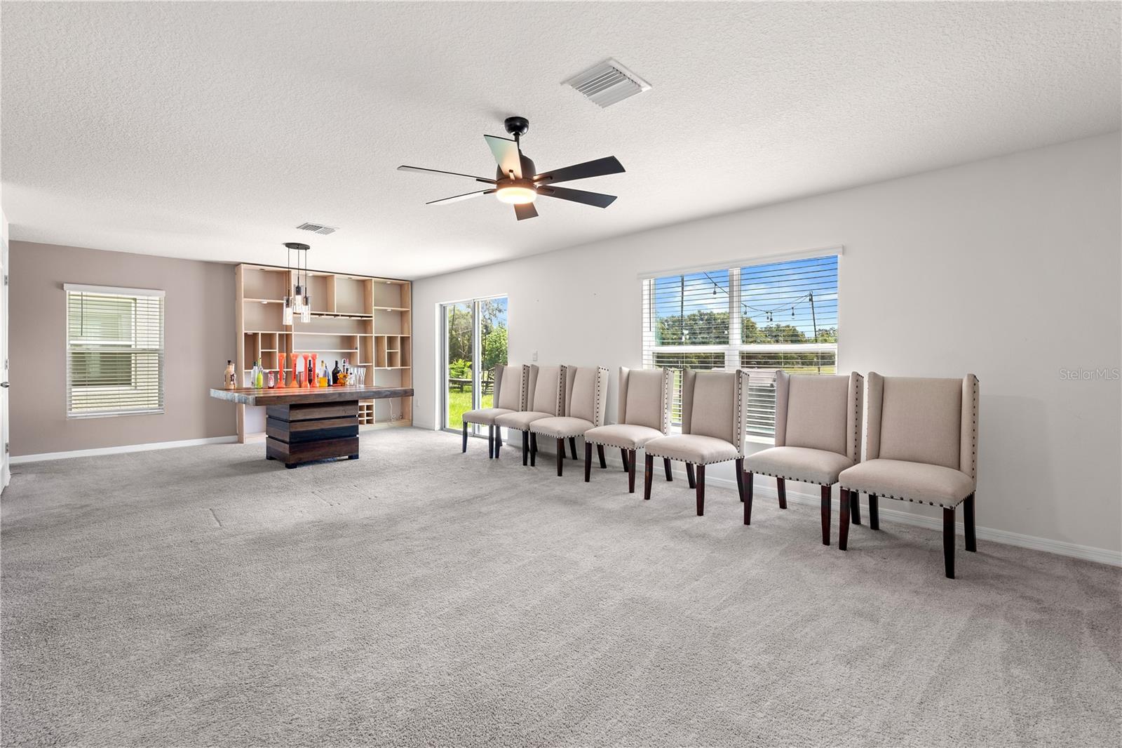 SUWANNEE LAKESIDE PH 2 & 3 - Residential Lease