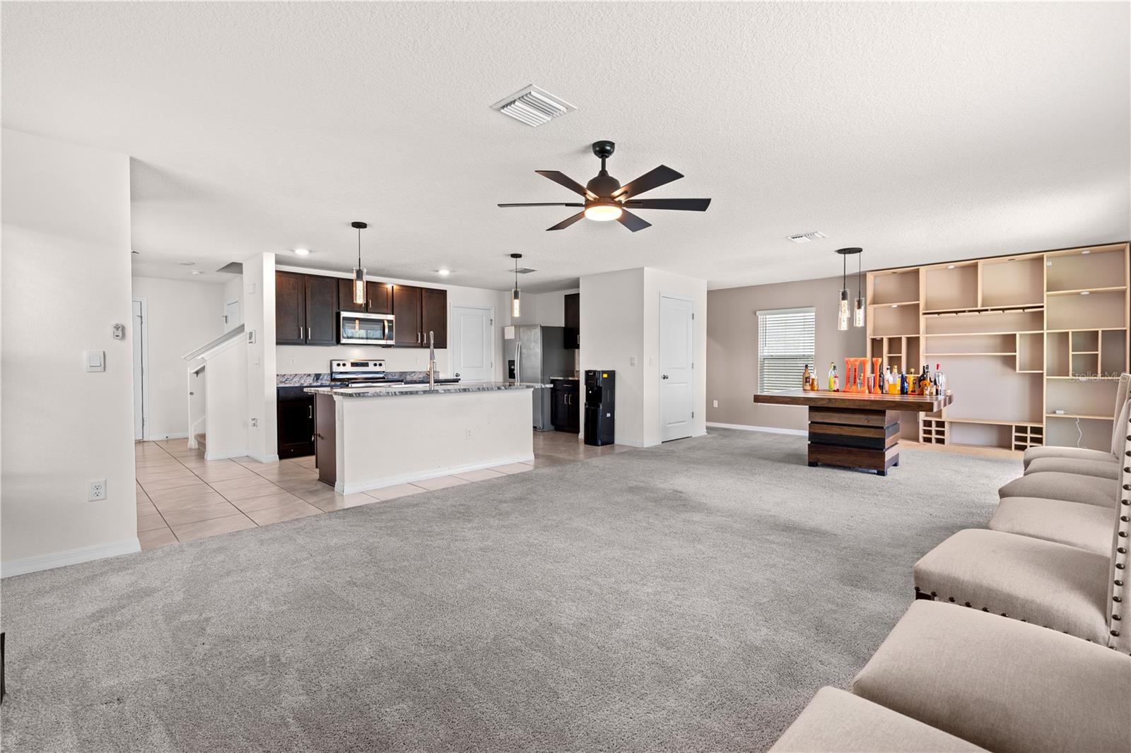SUWANNEE LAKESIDE PH 2 & 3 - Residential Lease