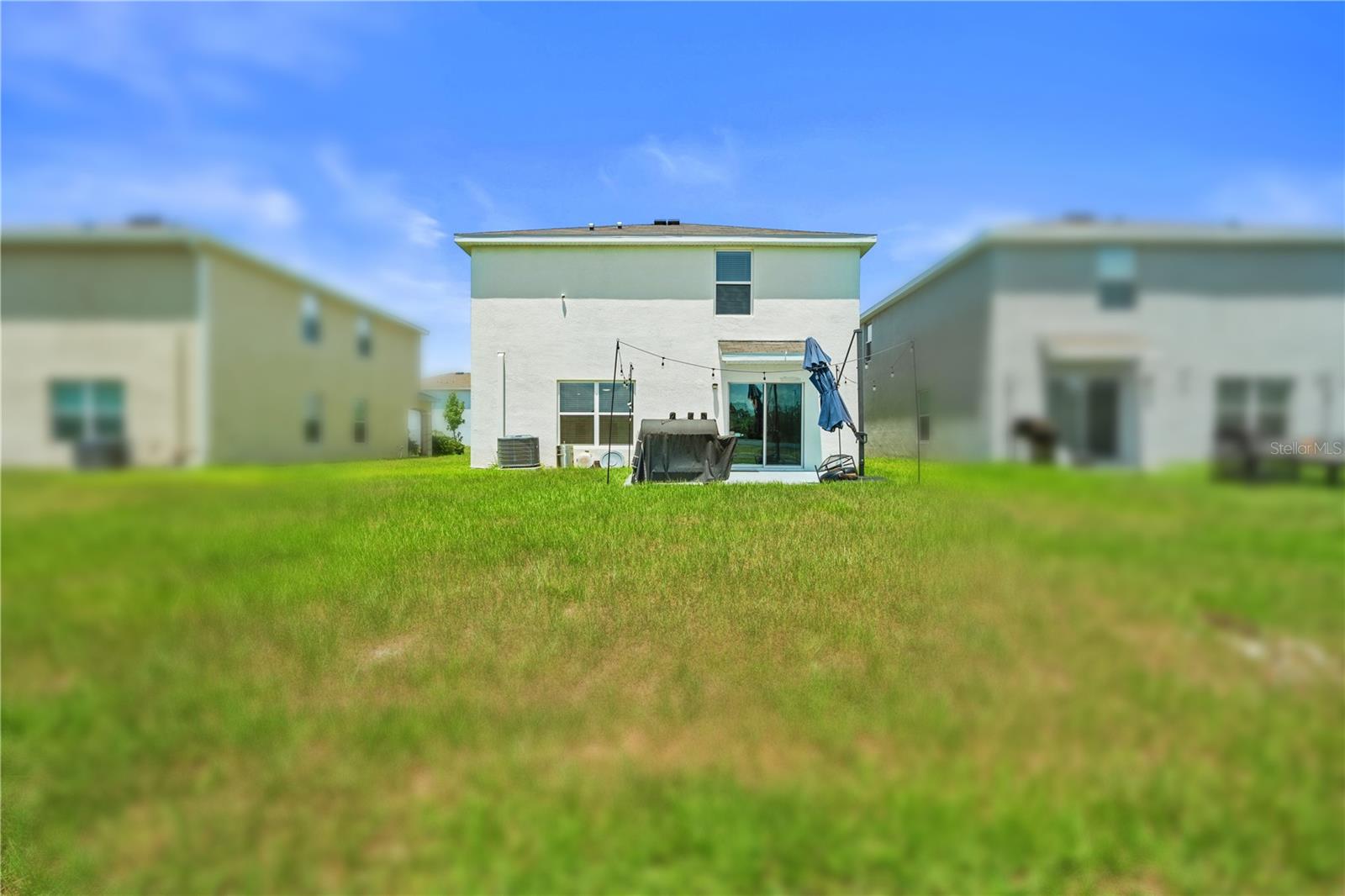 SUWANNEE LAKESIDE PH 2 & 3 - Residential Lease