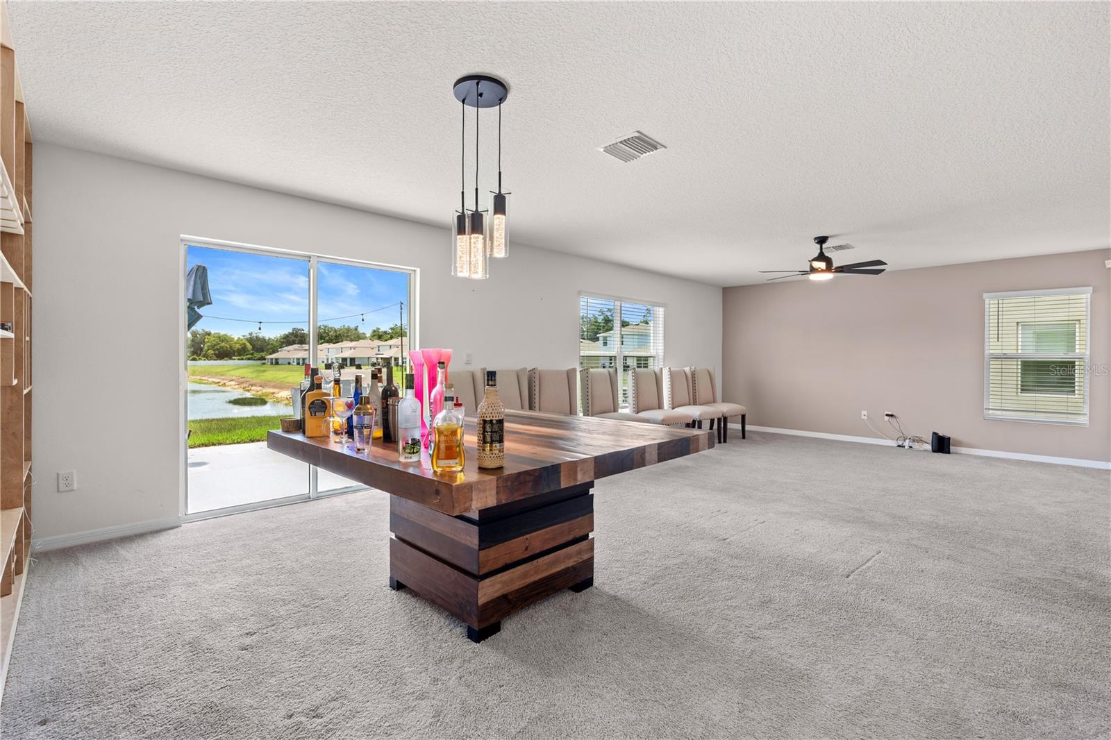 SUWANNEE LAKESIDE PH 2 & 3 - Residential Lease