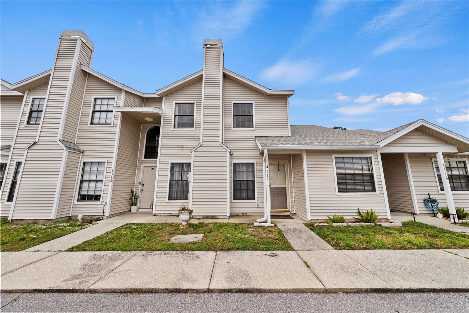 HAMPTON PARK TWNHMS UN 3 - Residential