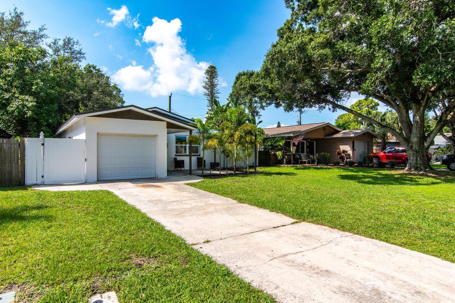 SHOREACRES CENTER - Residential Lease