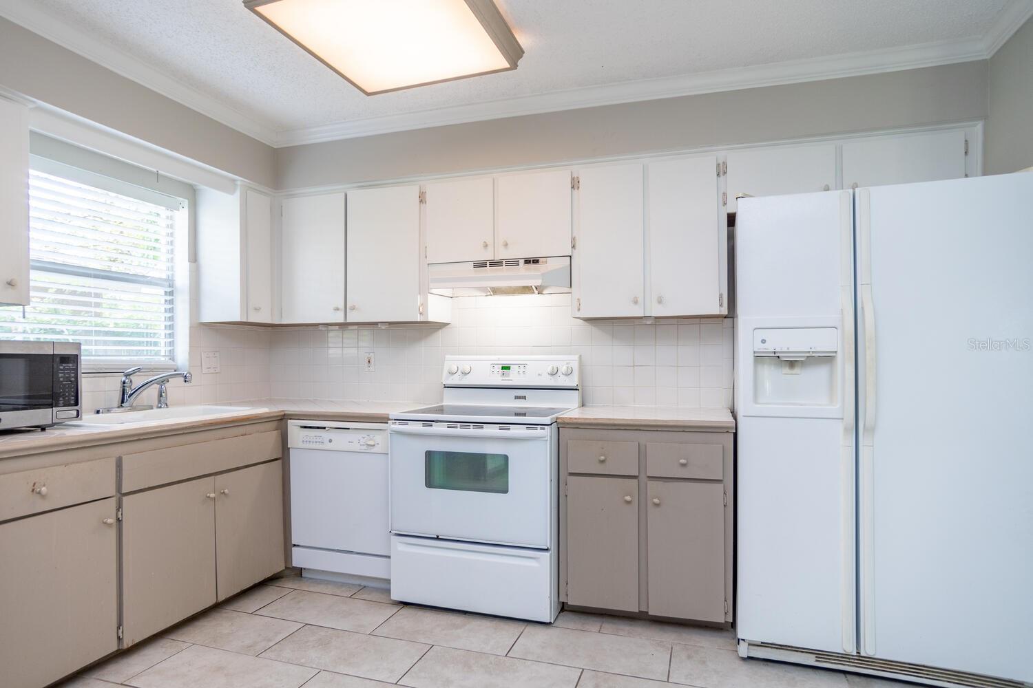 SHOREACRES CENTER - Residential Lease
