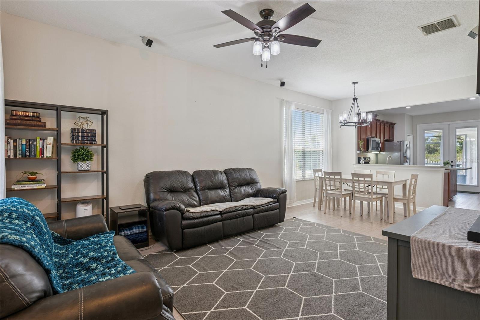 AVALON PARK SOUTH PH 03 - Residential