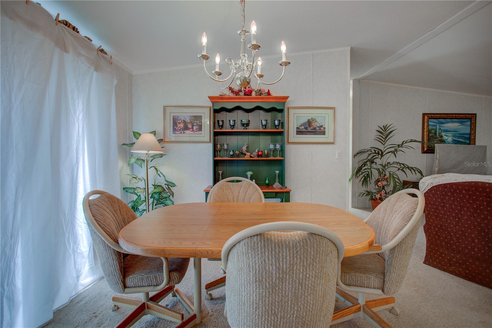 LAKE GEORGE MANOR - Residential