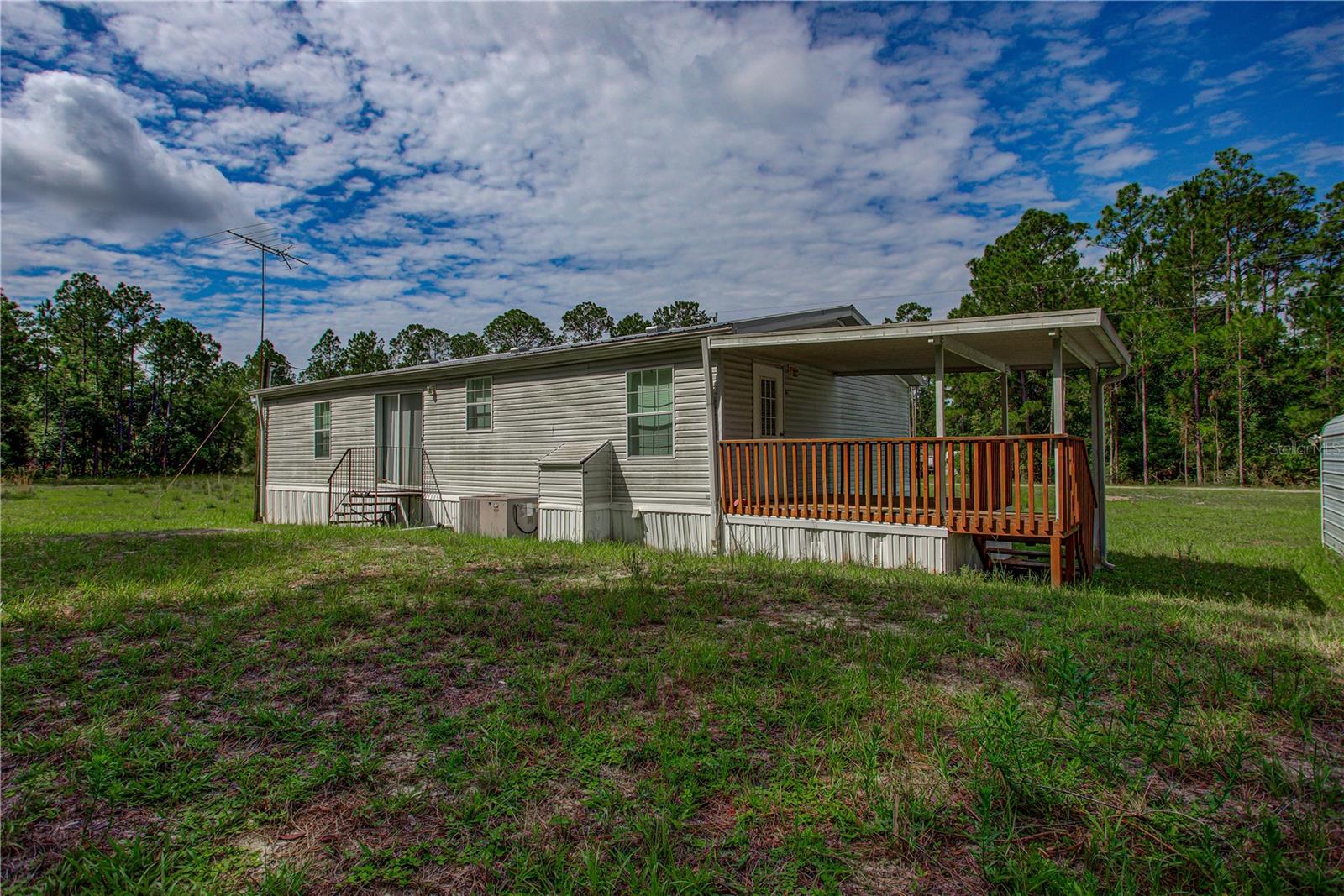 LAKE GEORGE MANOR - Residential