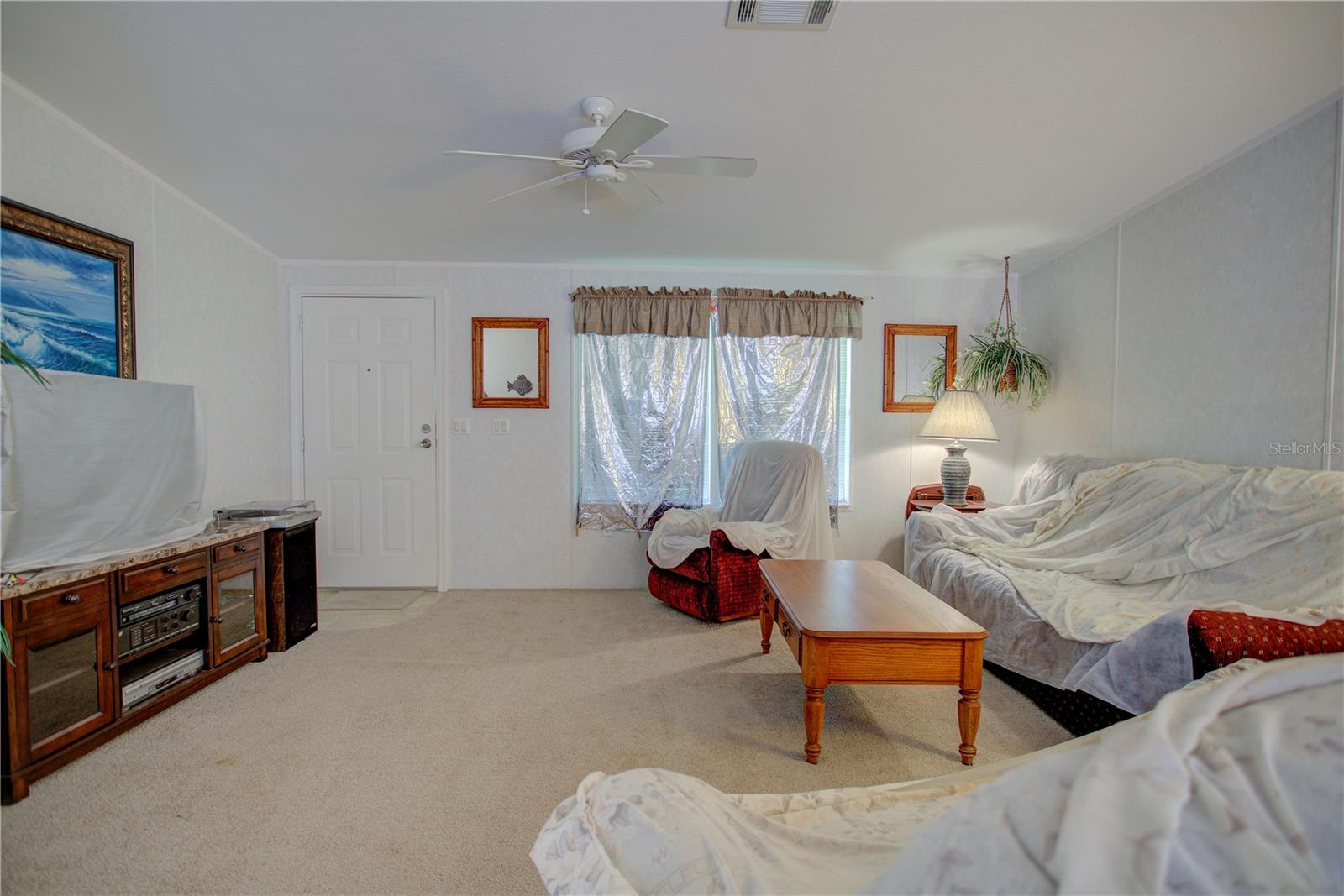LAKE GEORGE MANOR - Residential