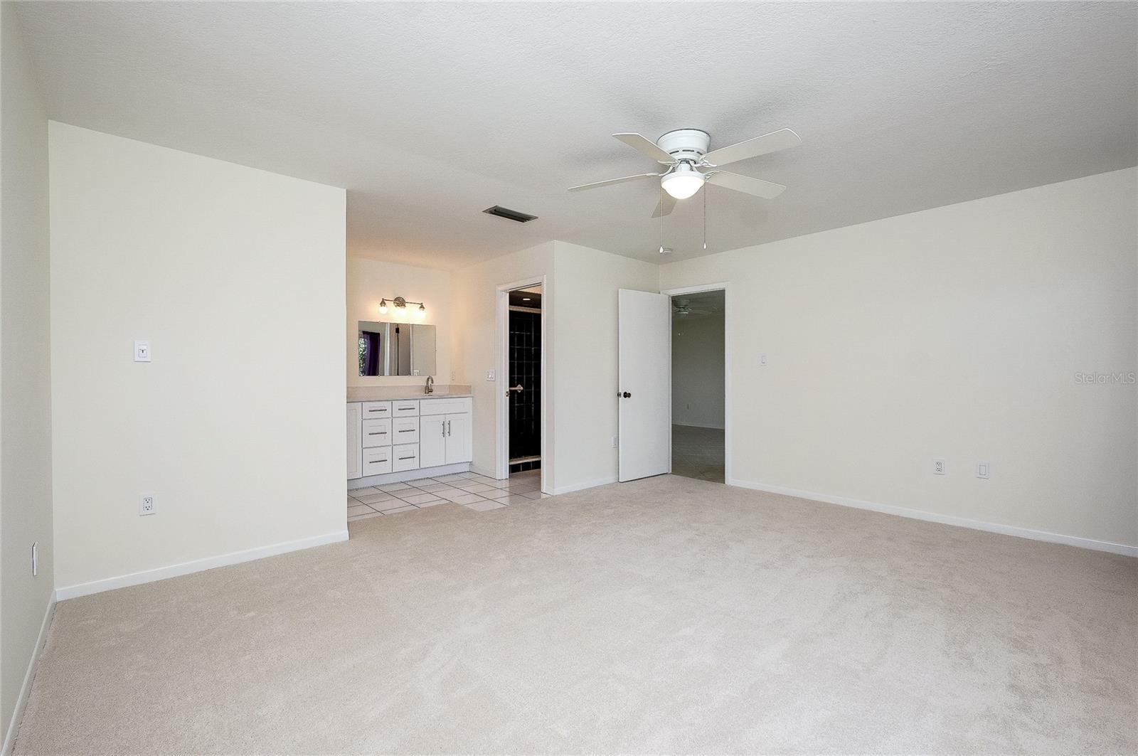 CENTER GATE VILLAGE 4 - Residential