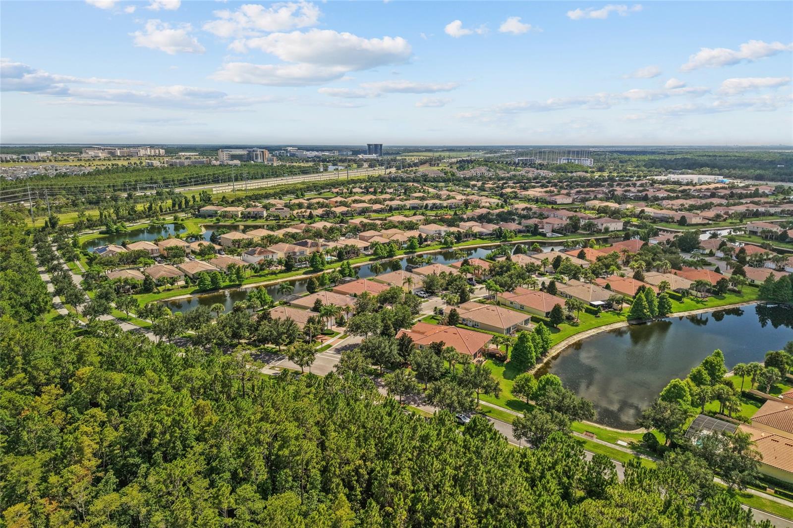 VILLAGEWALK/LK NONAC - Residential