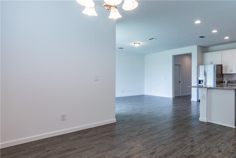 SANCTUARY/HAMLIN - Residential Lease