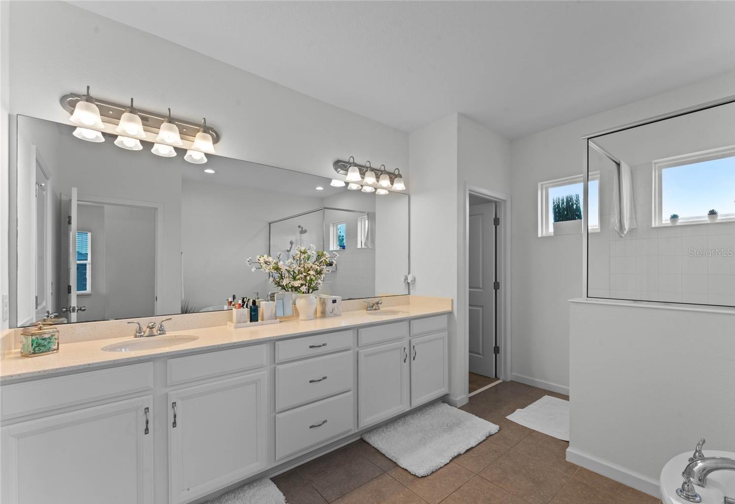 SANCTUARY/HAMLIN - Residential Lease