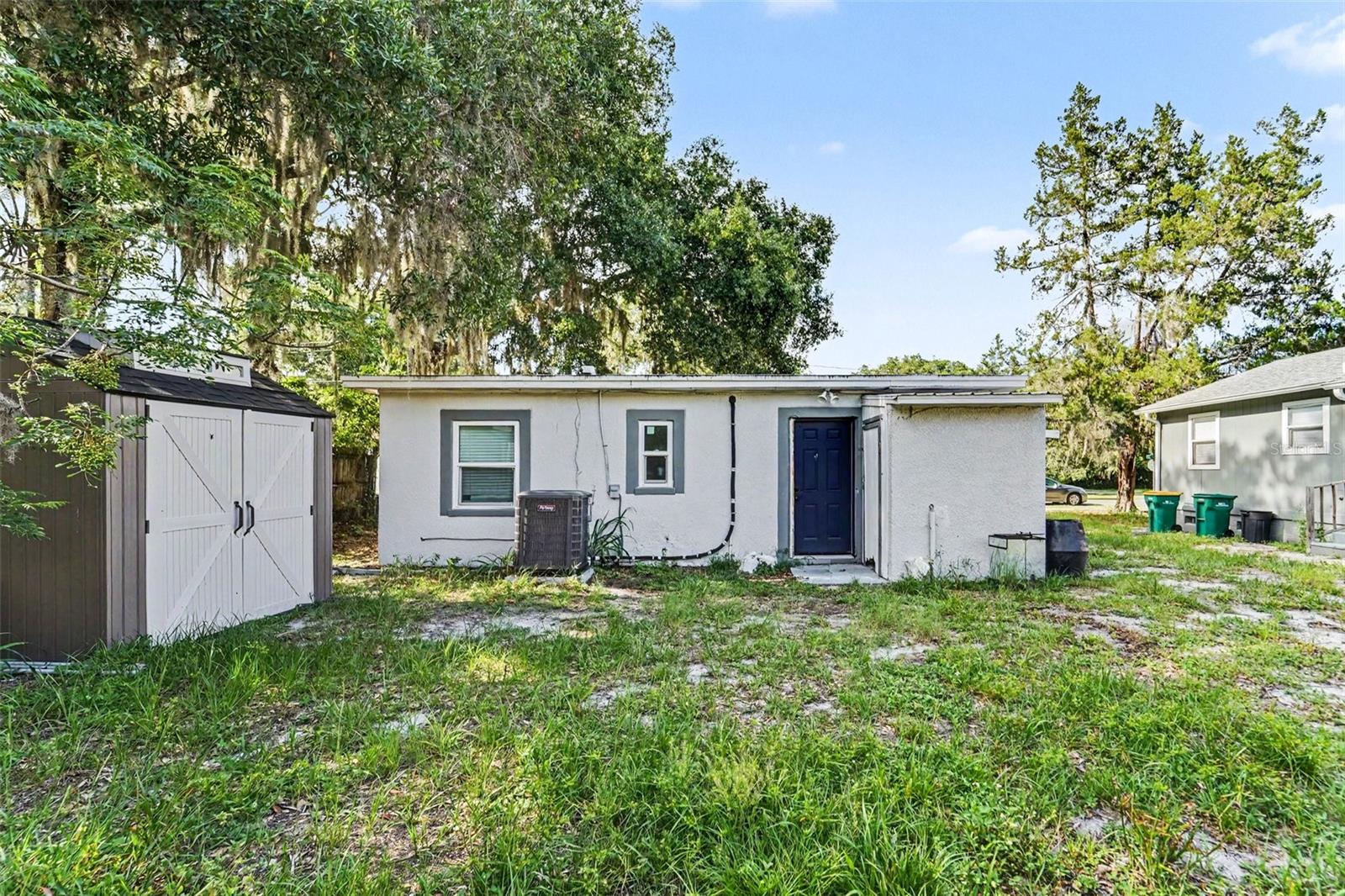 EAST TOWN - Residential