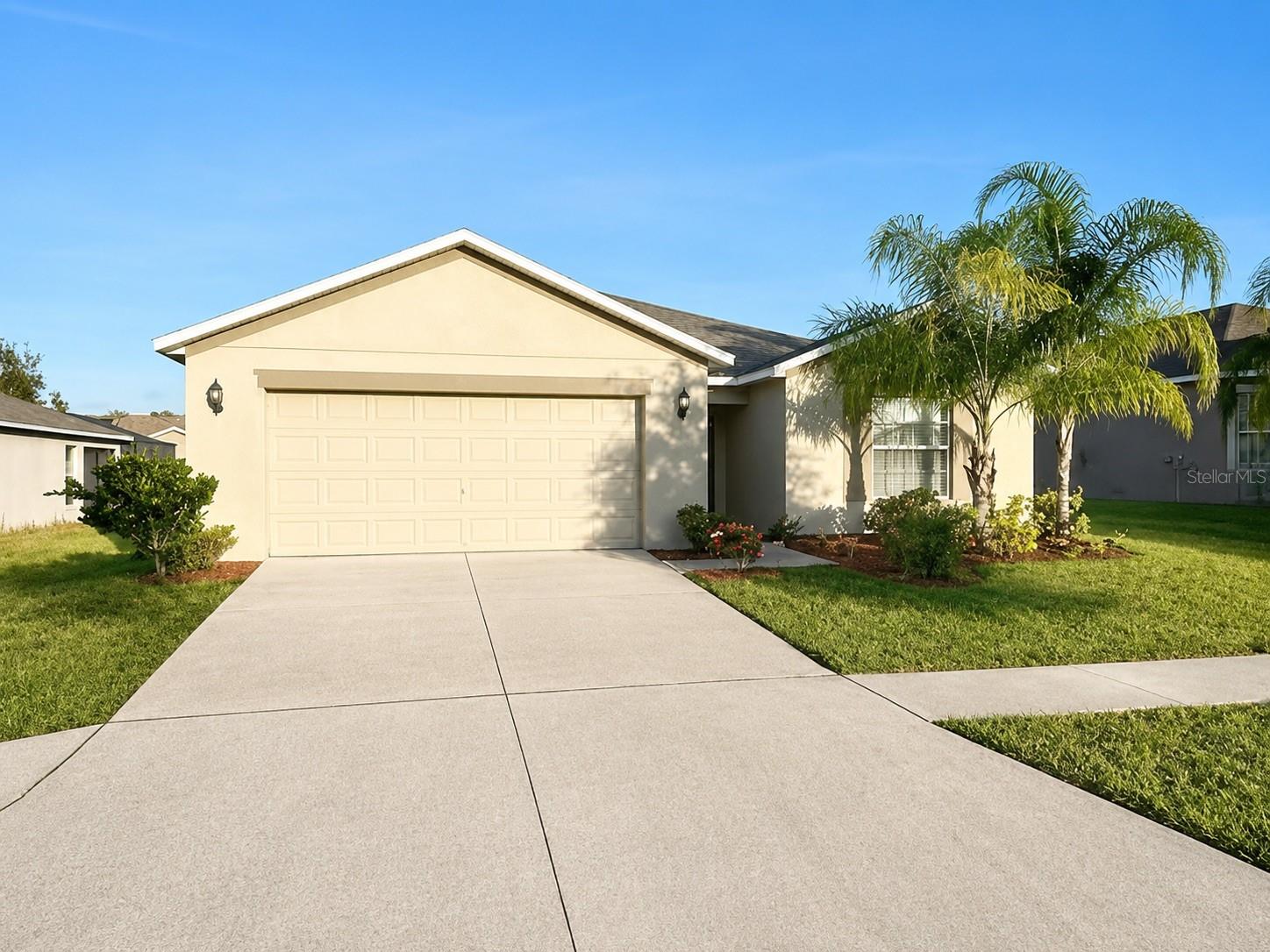 BRIAR OAKS VILLAGE 2 - Residential Lease