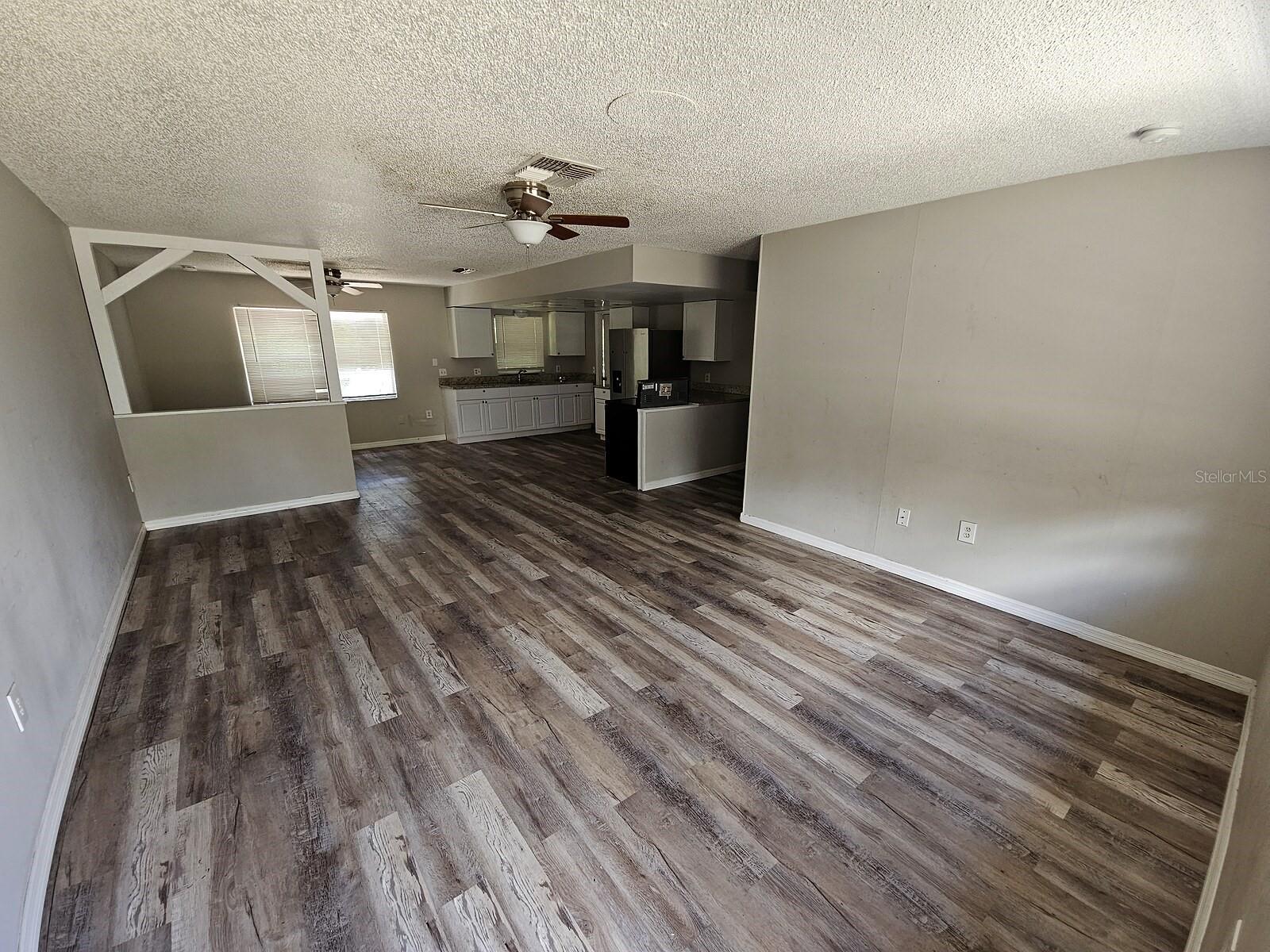 SPRING HILL UNIT 1 - Residential Income