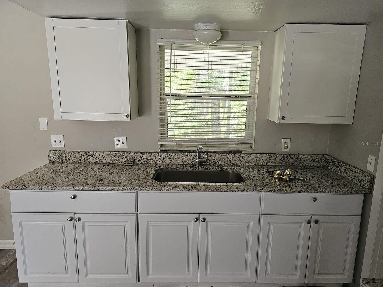 SPRING HILL UNIT 1 - Residential Income