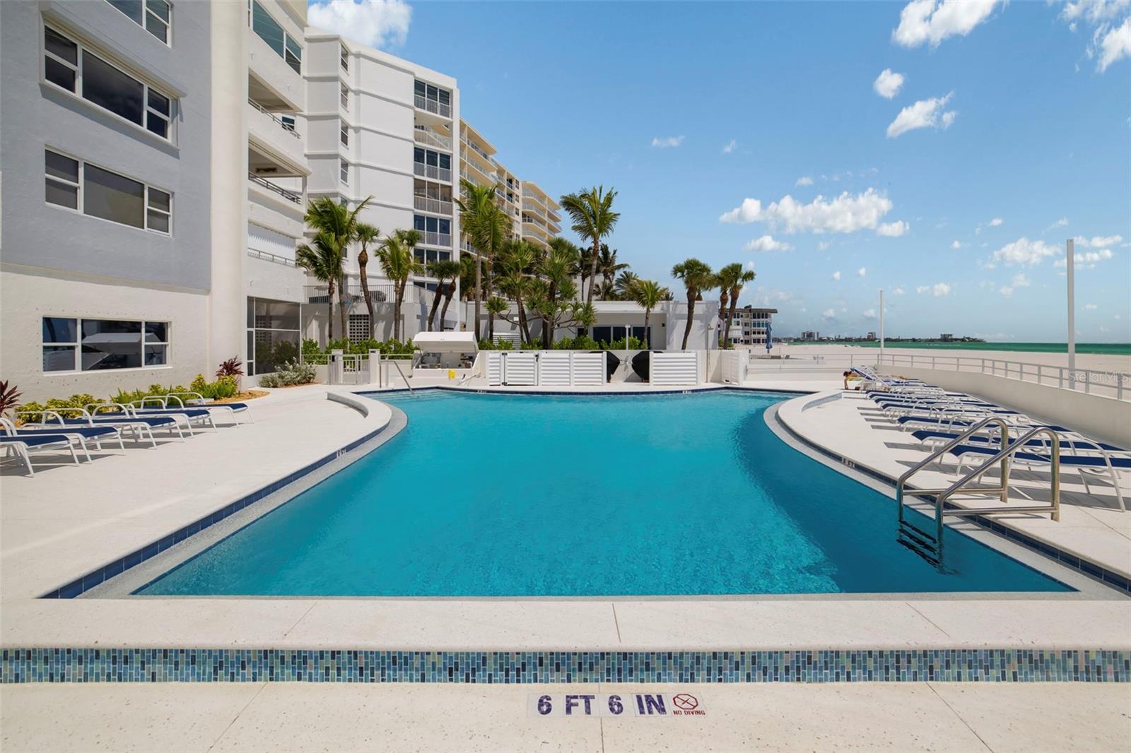 KEY TOWER SOUTH - Residential