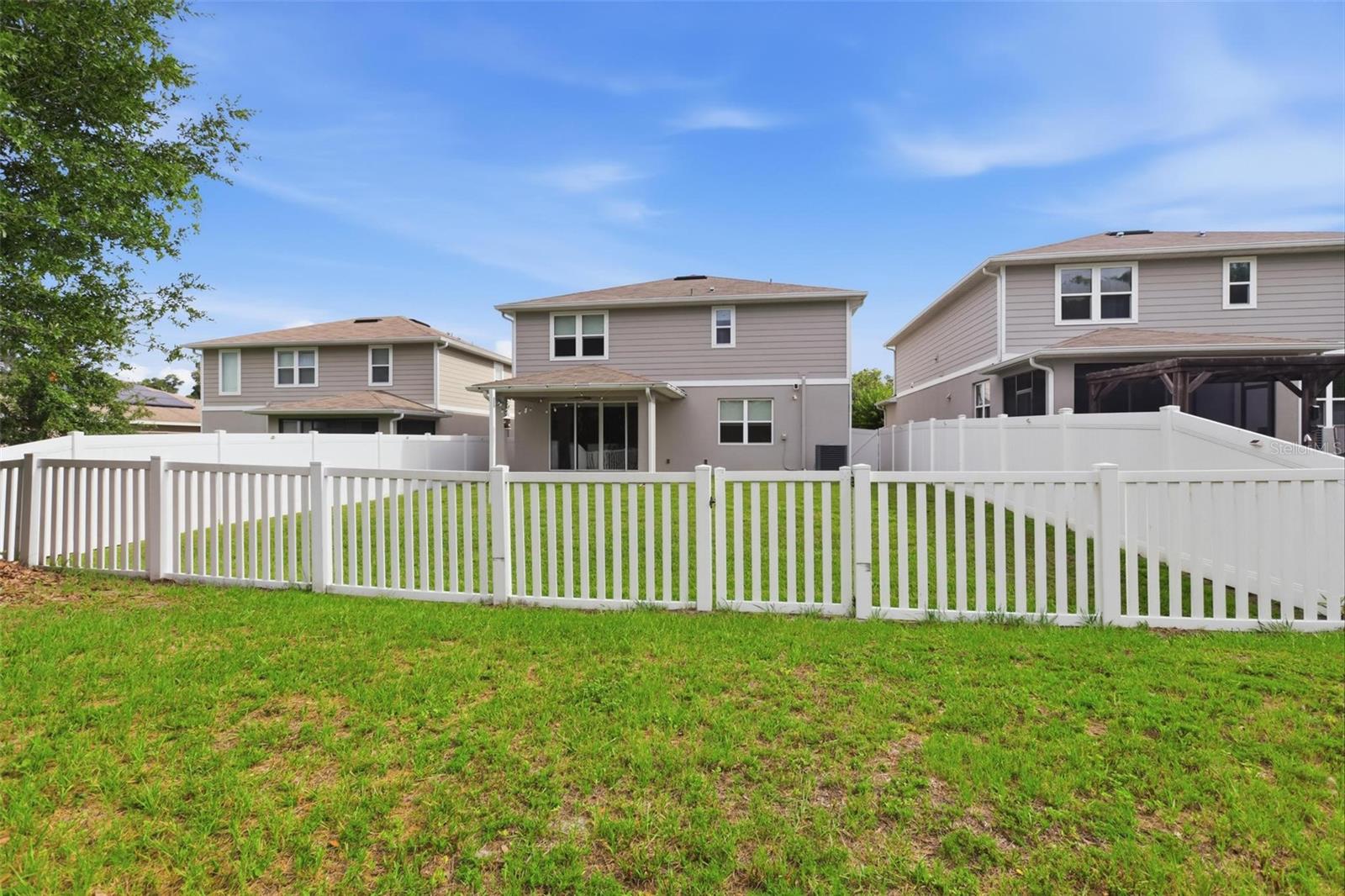 SEASONS/RIVER CHASE - Residential